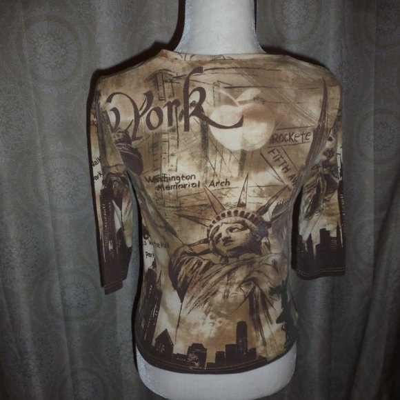 SALE Vintage Gloria Vanderbilt top with print of Statue of Liberty Sz S - Picture 2 of 8